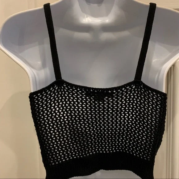 American Eagle Outfitters Black Floral Crocheted Halter‎ Top M - Picture 5 of 10